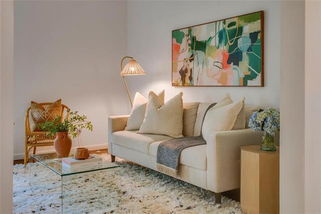 Building Photo - 716 S Rosemont Ave