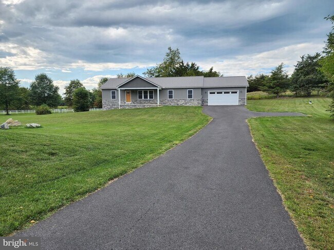Building Photo - 1841 Ritner Hwy