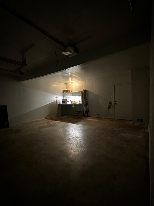 Building Photo - 5227 Galahad Dr