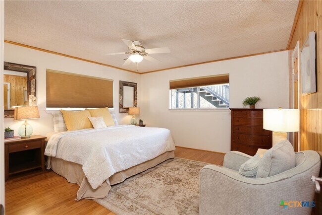 Building Photo - 1087 Driftwind Dr