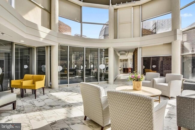 Building Photo - 8350 Greensboro Dr