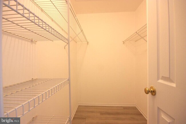 Building Photo - 7782 Blueberry Hill Ln