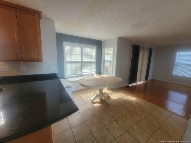 Building Photo - 3320 Benson Pl