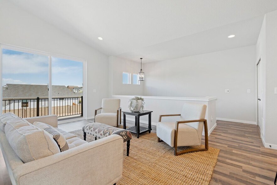 Building Photo - 7371 Hunter Jumper Dr