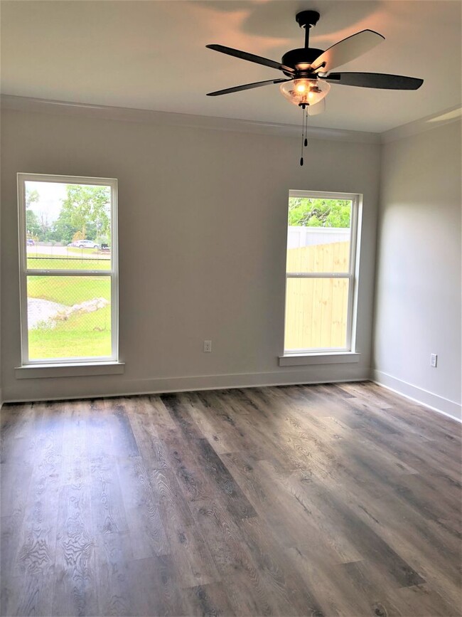 Building Photo - 2 Bedroom NEW Construction off Old Jeffers...
