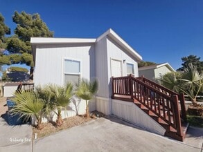 Building Photo - 825 N Lamb Blvd