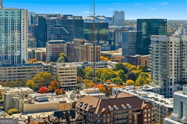 Building Photo - 1065 Peachtree St NE