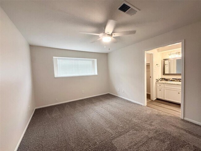 Building Photo - 1495 Springrock Ln
