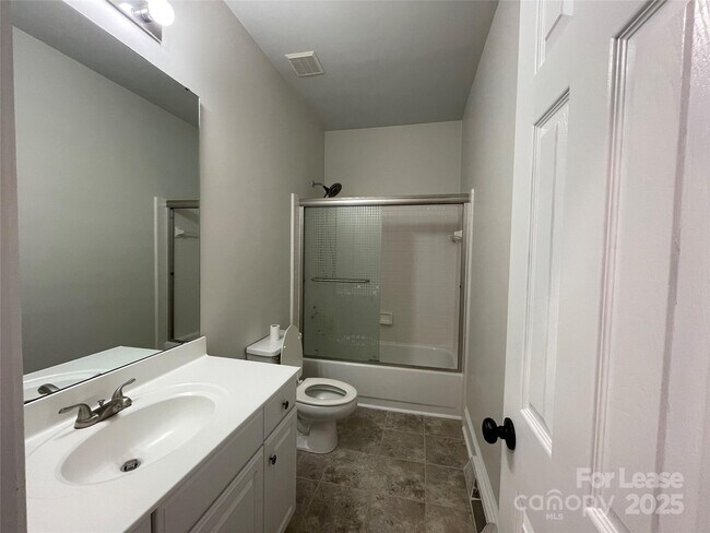 Building Photo - 2617 Greyabby Ct