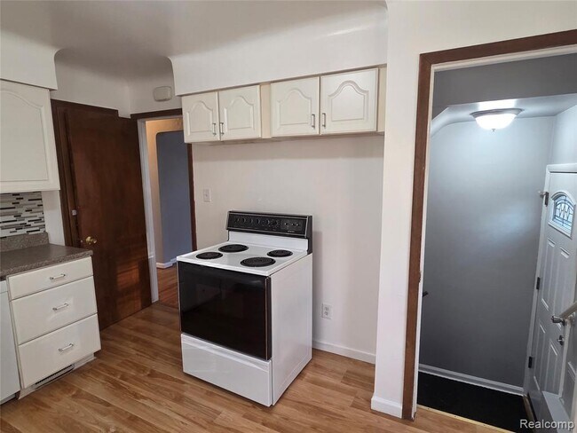 Building Photo - 1536 Hollywood St