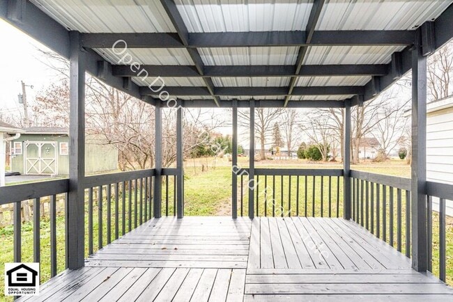 Building Photo - 1409 W King St