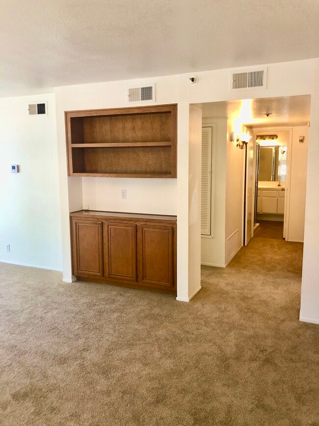 Building Photo - 3606 1st Ave