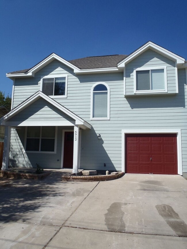 Building Photo - Meador-6912