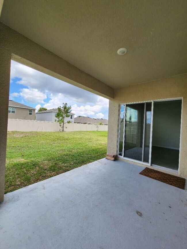 Building Photo - Gorgeous 2020 Construction, LIKE NEW!!! 3-Bedroom, 2-Bathroom