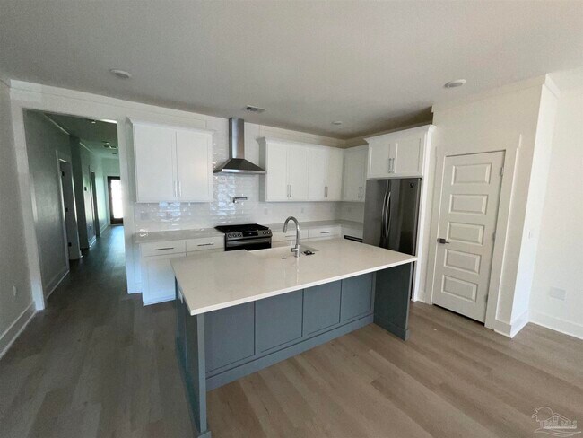 Building Photo - 1322 N 7th Ave