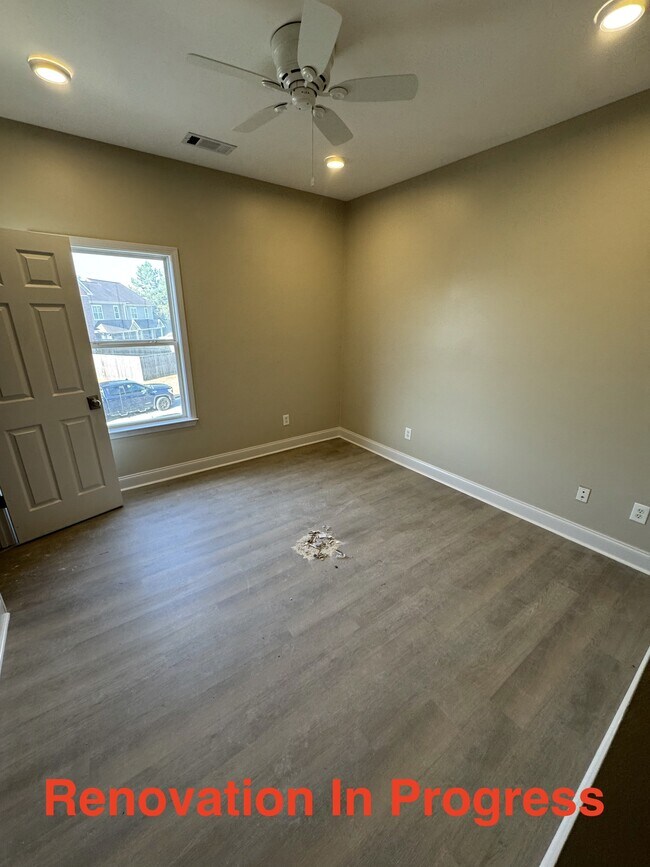 Building Photo - 112 Vail Dr