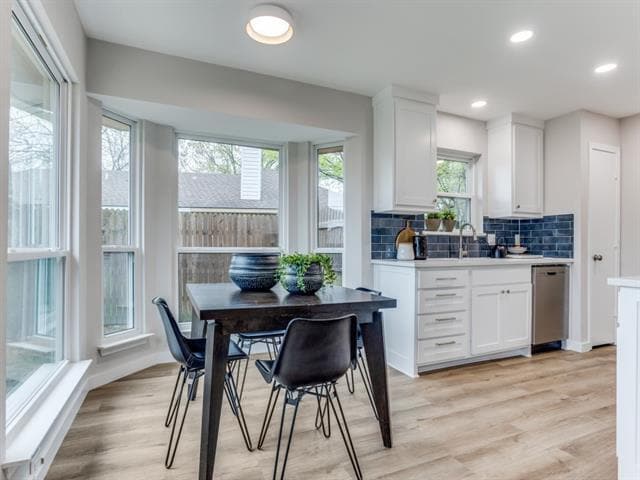 Building Photo - 8106 Meadowlark Ln