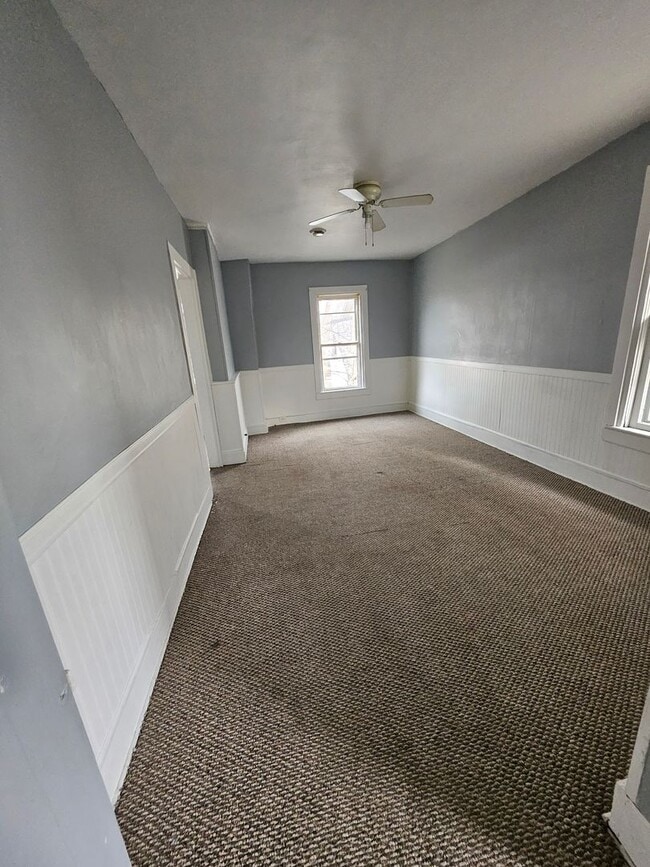 Building Photo - 1619 Chestnut St