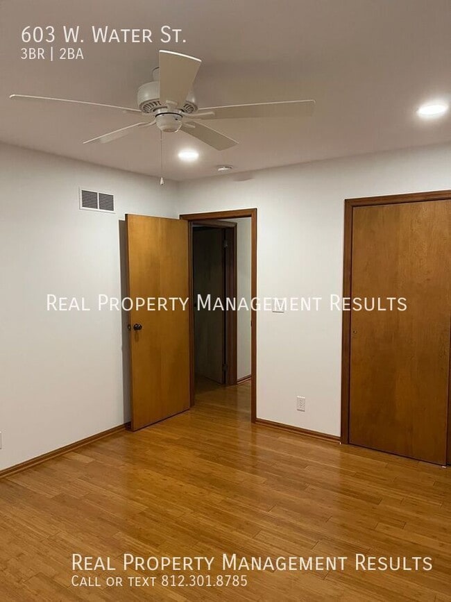 Building Photo - 603 W Water St