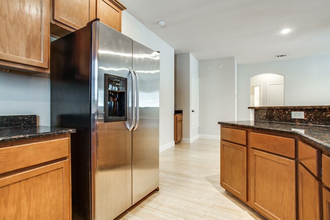 Building Photo - 3125 Waits Ave