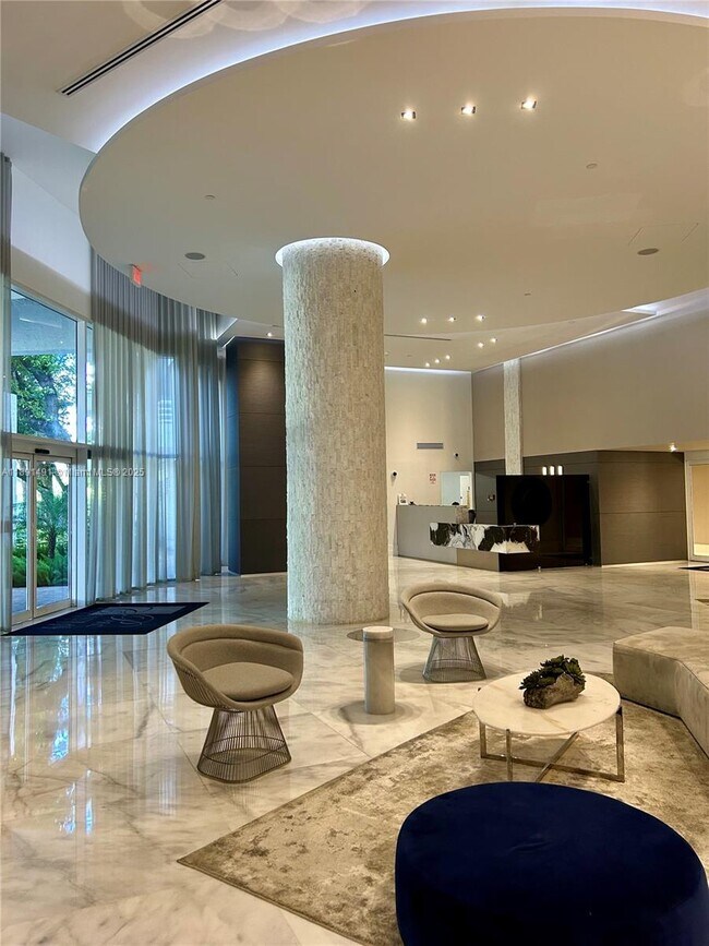 Building Photo - 3300 NE 192 St