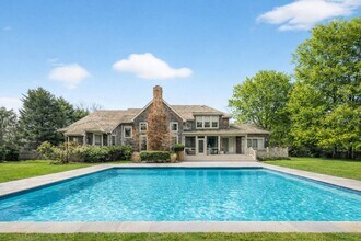 Building Photo - 50 Osborne Ln