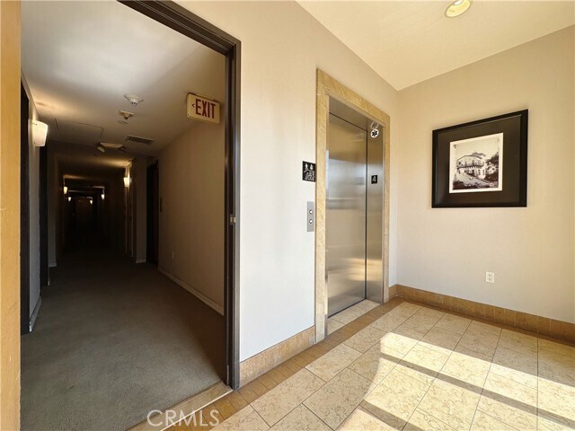 Building Photo - 320 S Willaman Dr