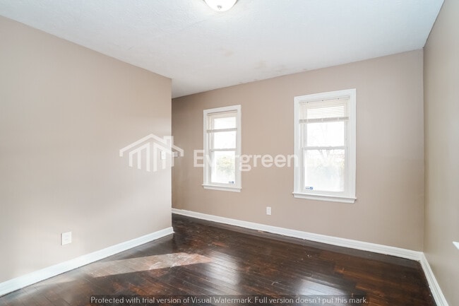 Building Photo - 2358 Meredith Dr