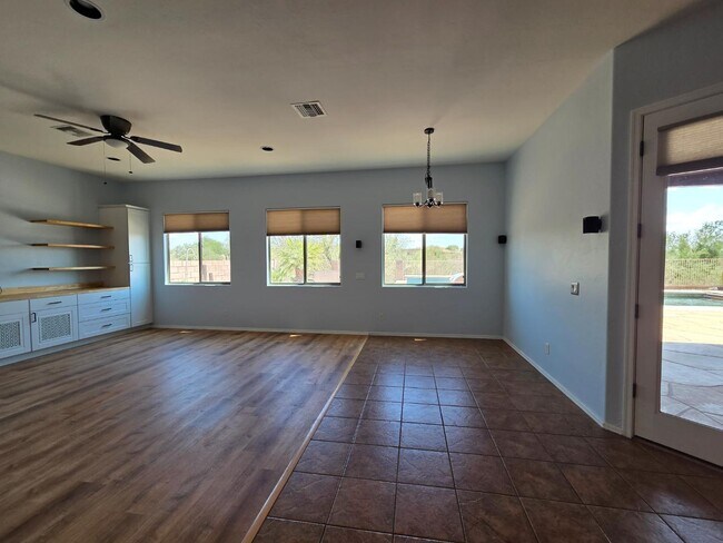 Building Photo - 10610 Garnet Sky Ct