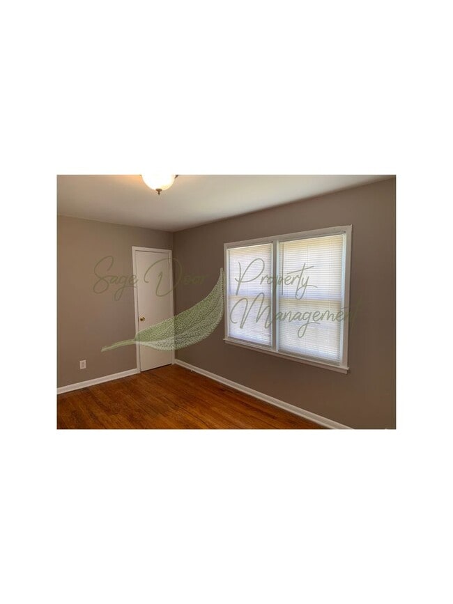 Building Photo - 2 STORY DUPLEX!!!