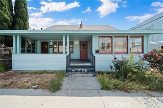 Building Photo - 330 Daisy Ave