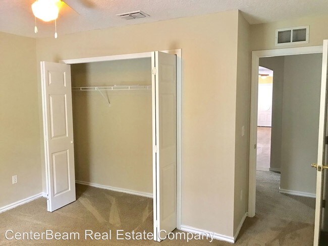 Building Photo - 4 br, 3 bath House - 9054 3rd avenue