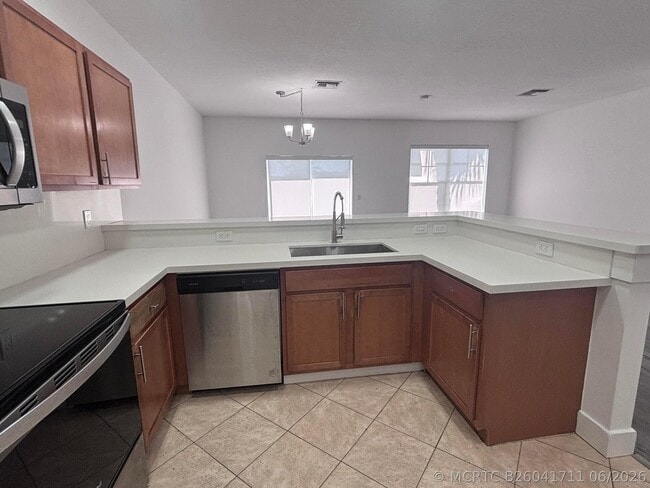 Building Photo - 3904 Sabal Way