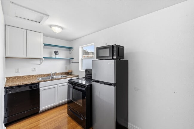 Building Photo - 2218 Arbor St