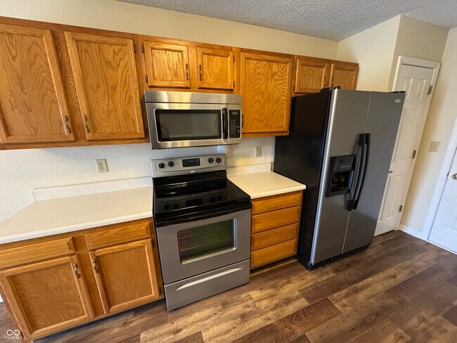 Building Photo - 7644 Scatter Woods Ln