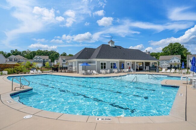 Building Photo - Beautiful 4-bedroom, 2-bath Home with Lake View!