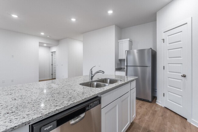 Building Photo - Beautiful New Construction Home – Ready for Immediate Move-In!