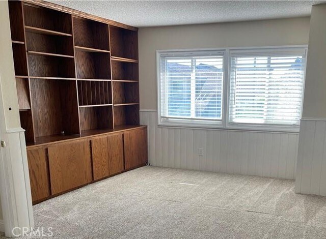 Building Photo - 28632 Silverton Dr
