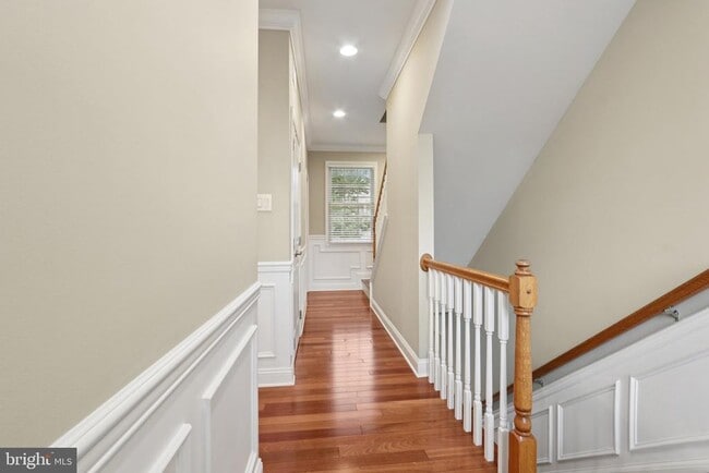 Building Photo - 2423 Grays Ferry Ave