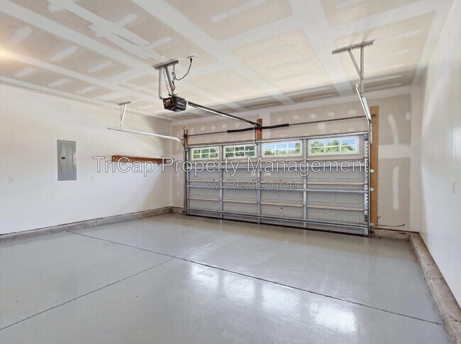 Building Photo - 8029 Crookneck Dr