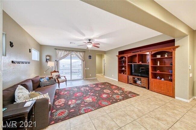 Building Photo - 2533 Libberton St