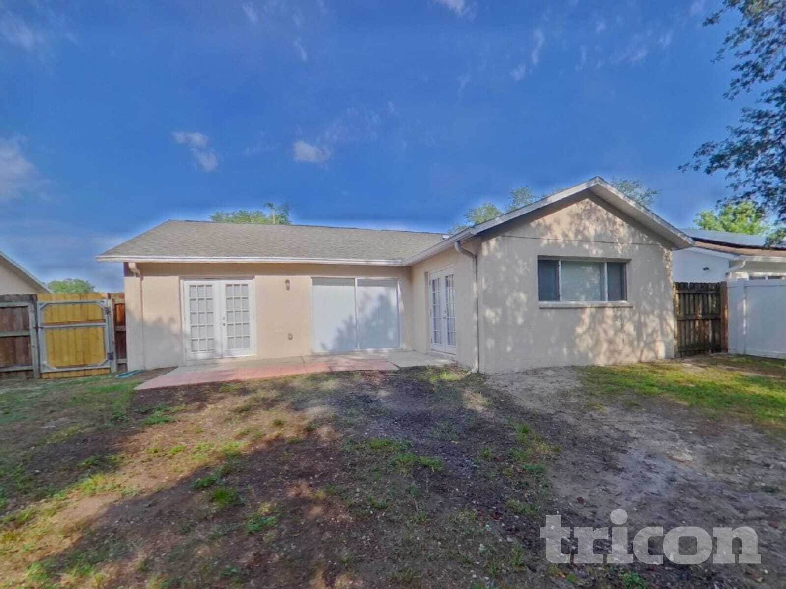 Building Photo - 4726 Bloom Dr