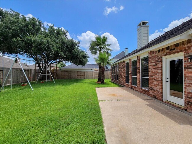Building Photo - 21122 Golden Sycamore tr