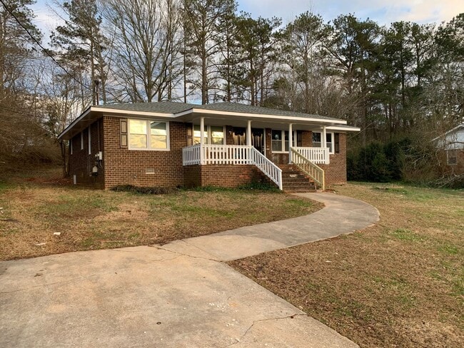 Building Photo - 20 Mary Ella Dr