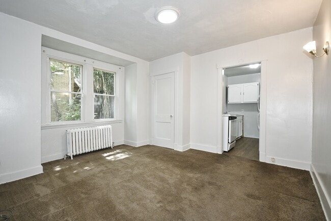 Building Photo - 1721 Montier St