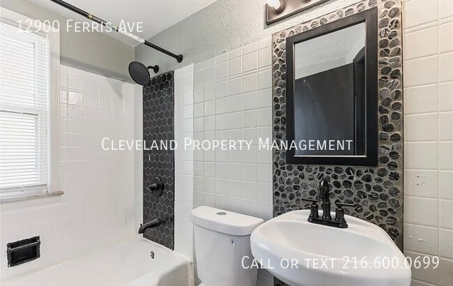 Building Photo - 12900 Ferris Ave