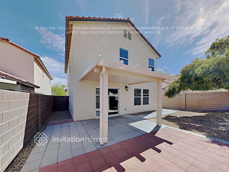 Building Photo - 11099 Verismo St