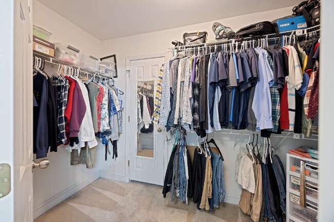 Building Photo - 5349 Deep Blue Ln