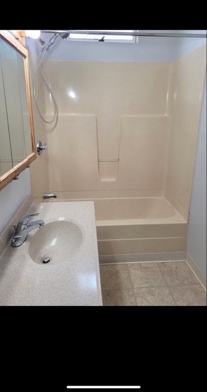 Building Photo - 272 Mt Pleasant St