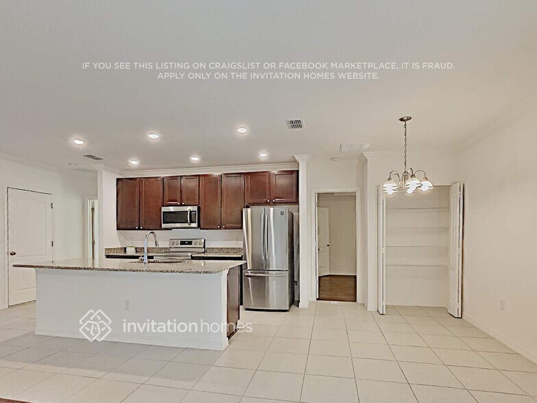 Building Photo - 4415 Reisswood Lp